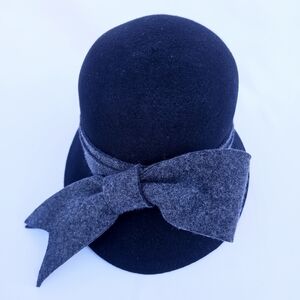 Mod Vintage Black 100% Wool Bucket Hat Women Collection Eighteen Gray Bow